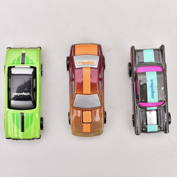Lot Of 3 Vintage Rare Hot Wheels Convertables 57 Chevy ,Taxi Thunderbird ? - Picture 3 of 6